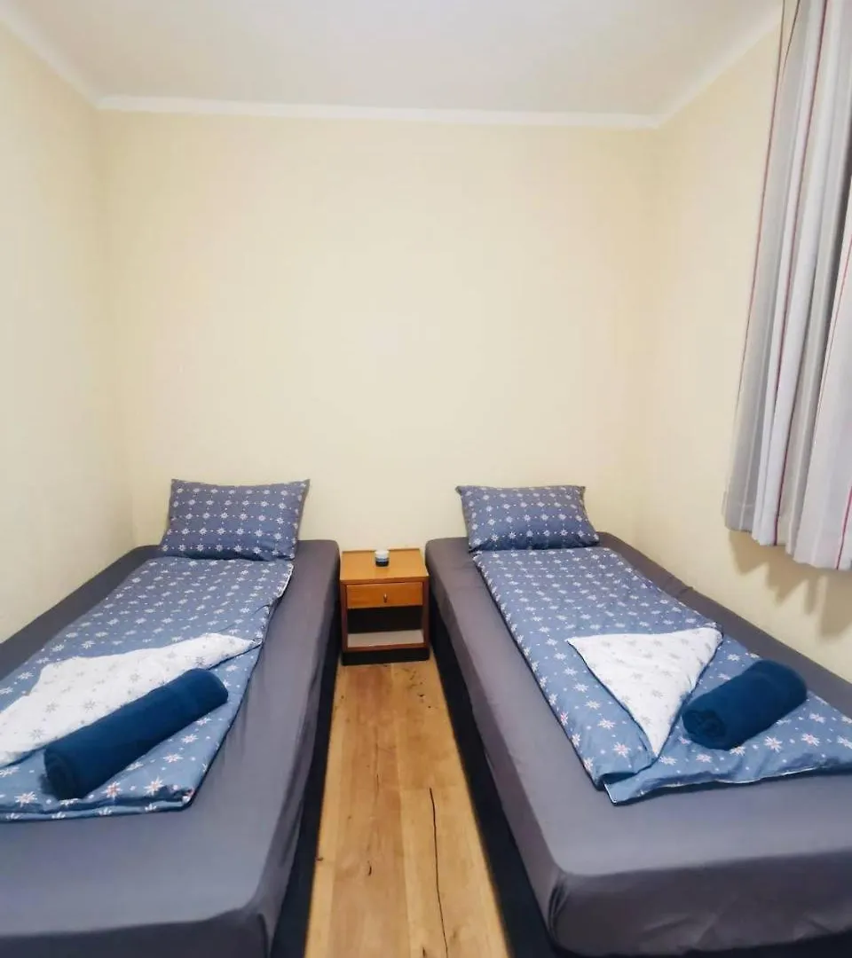 Quad Room In Floridsdorf Area Βιέννη