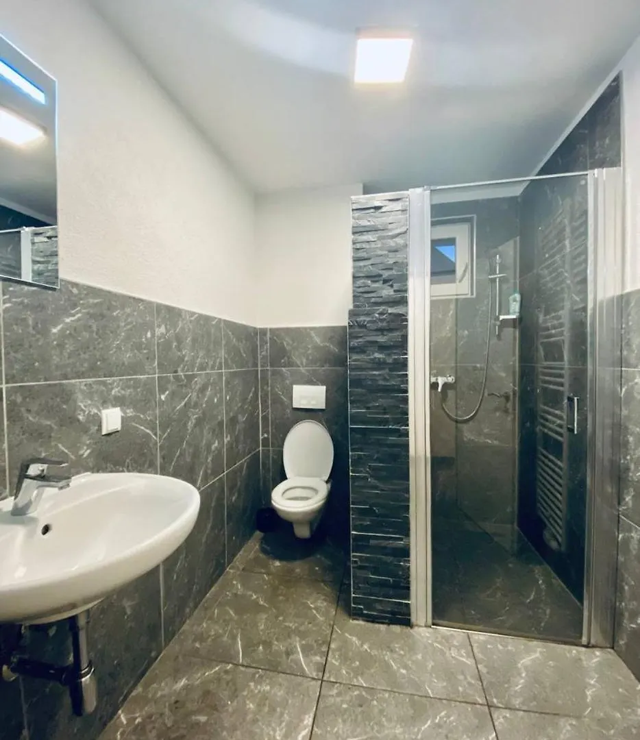 Quad Room In Floridsdorf Area Βιέννη