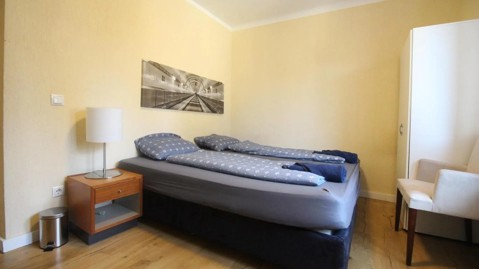 Δωμάτια σε οικογενειακή κατοικία Quad Room In Floridsdorf Area Βιέννη Αυστρία